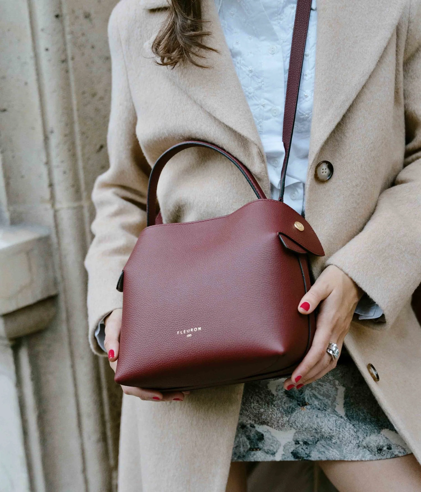 Medium Swann | Bordeaux - Image 3
