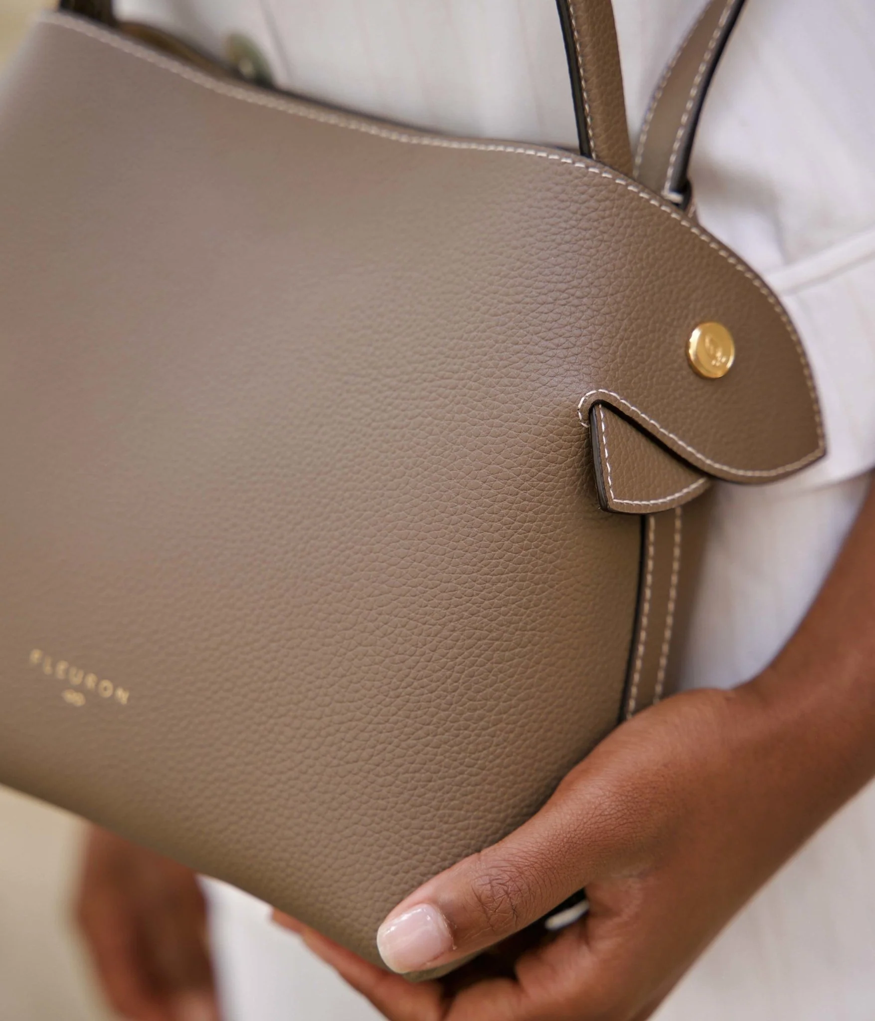 Medium Swann | Taupe - Image 3