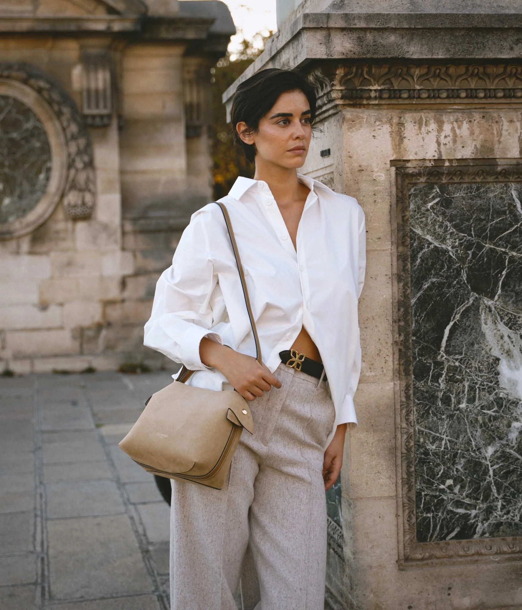 Medium Swann | Suede Biscuit - Image 4