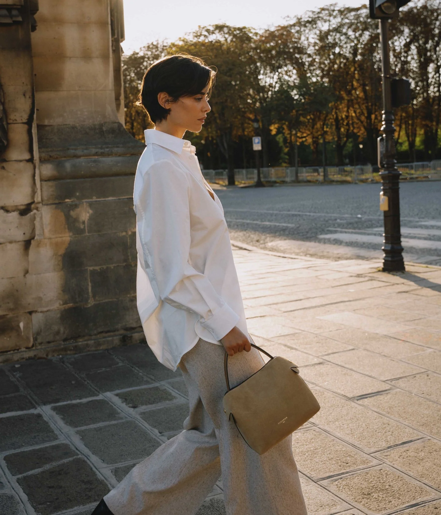 Medium Swann | Suede Biscuit - Image 6