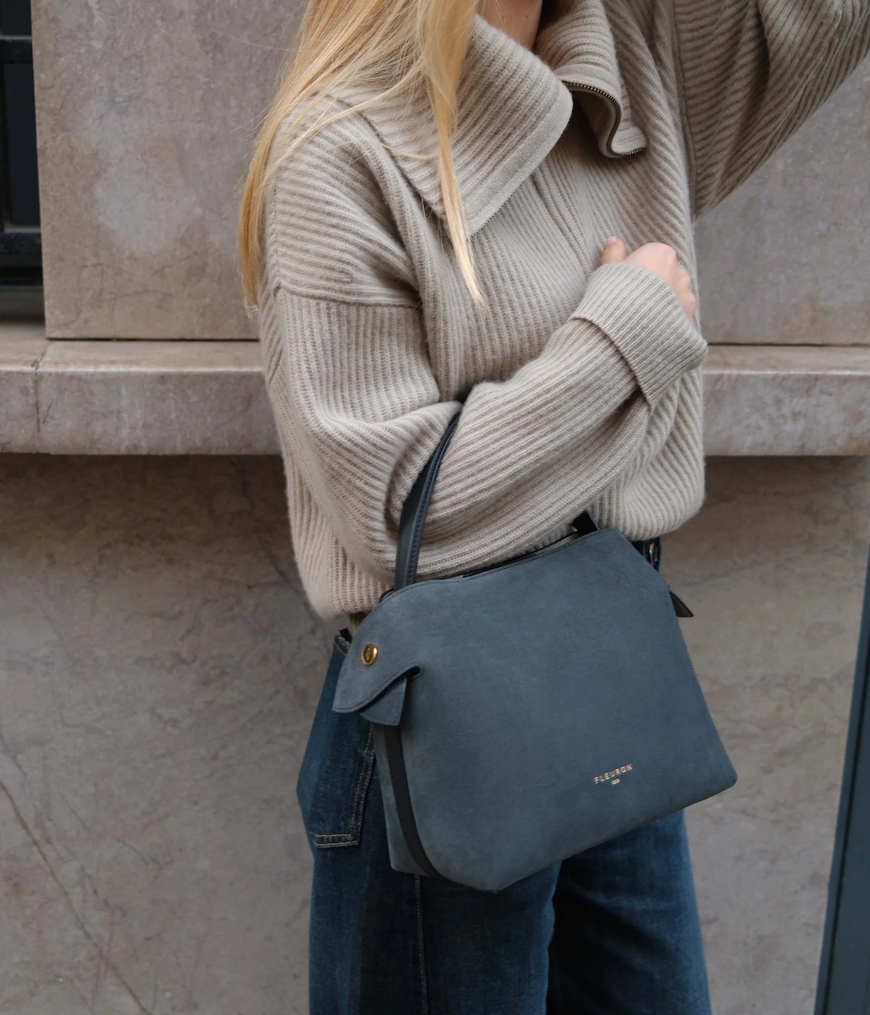 Medium Swann | Suede Orage - Image 2